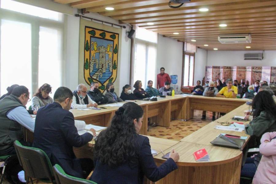 Se pronuncia IECM por incluir más propuestas vecinales en las consultas