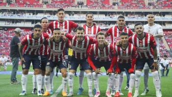 SE PUSIERON SERIOS EN EL CLUB DEPORTIVO GUADALAJARA Y AHORA EST&Aacute;N EN LA FASE FINAL EN LOS 4 PRIMEROS CIRCUITOS DE LA LIGA MX