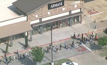 Polic&iacute;a de Texas recibe de tiroteo en centro comercial de EEUU