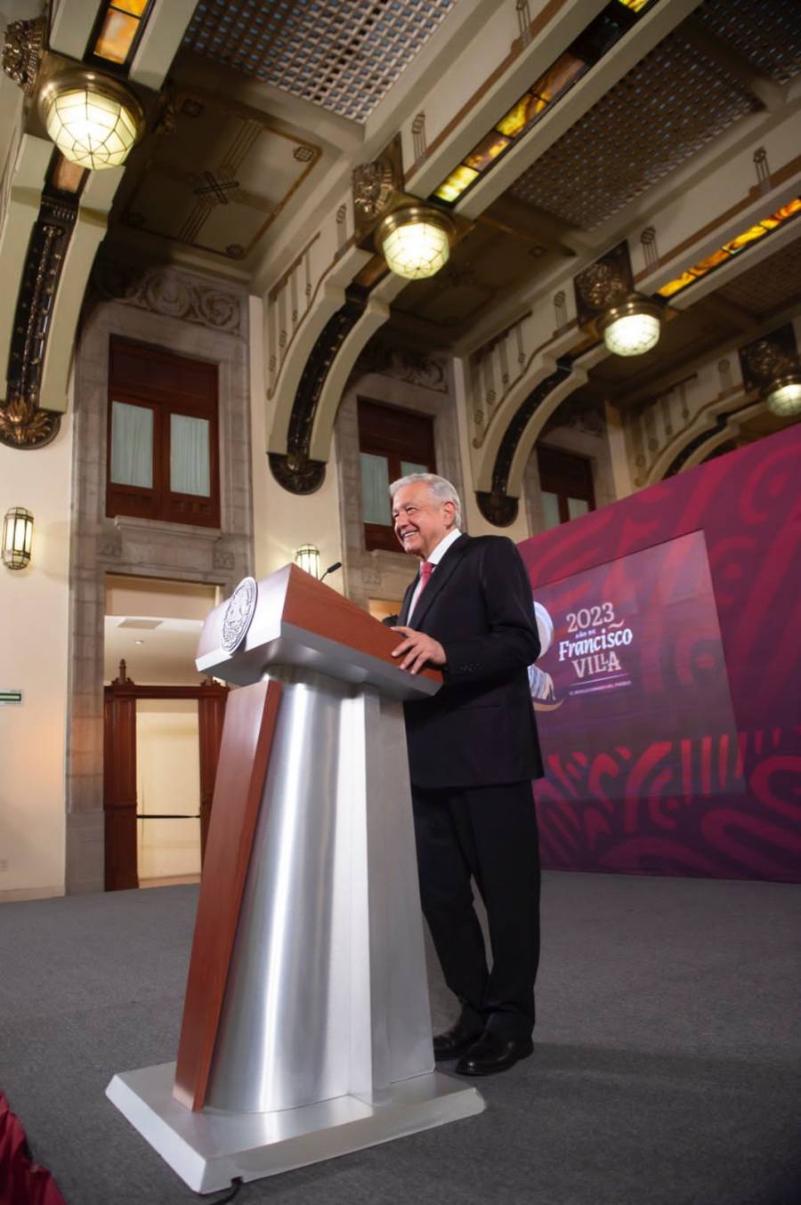 AMLO manda su pésame por fallecimiento de Conchita Calvillo
