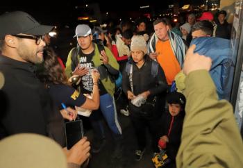Migrantes varados en frontera Chile- Per&uacute; retornan a Venezuela