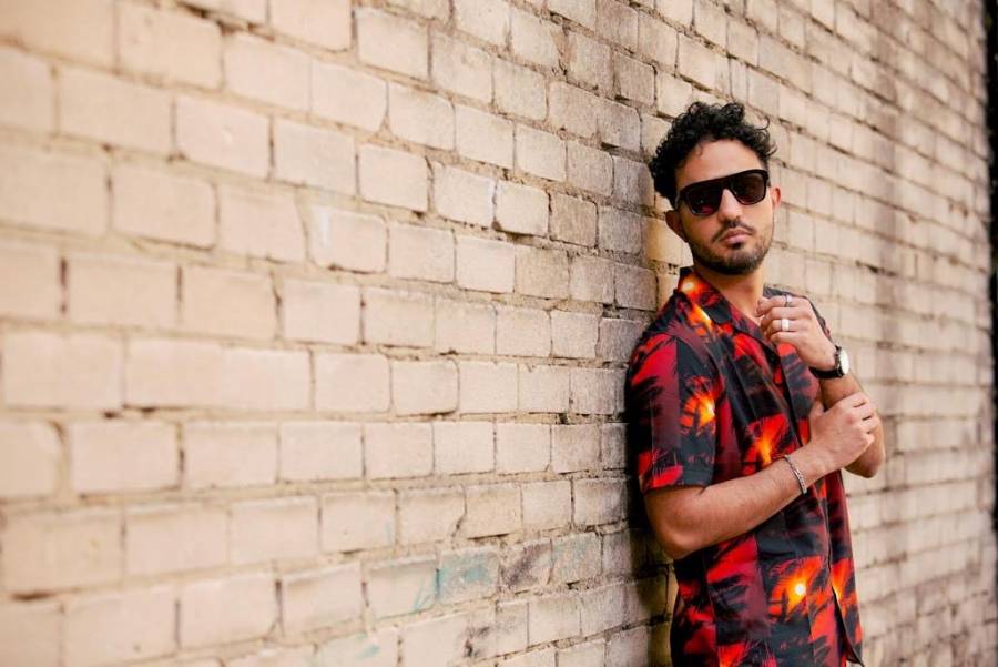 Alejan•Drop estrena “Aquella noche”, una canci&oacute;n de baile y diversi&oacute;n