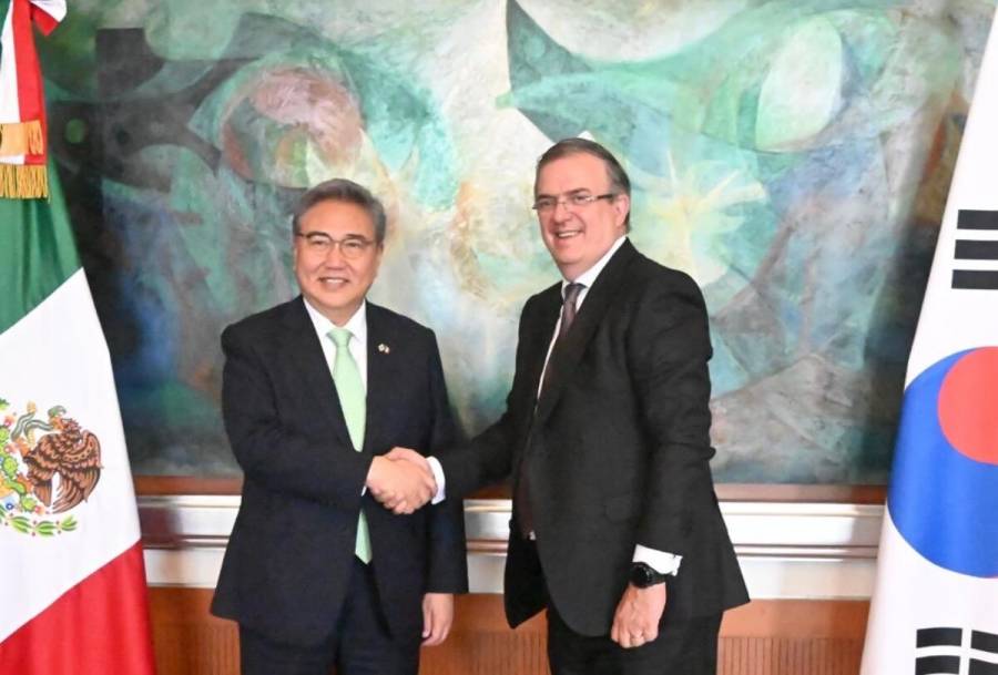 Marcelo Ebrard se reúne con el ministro de Corea del Sur