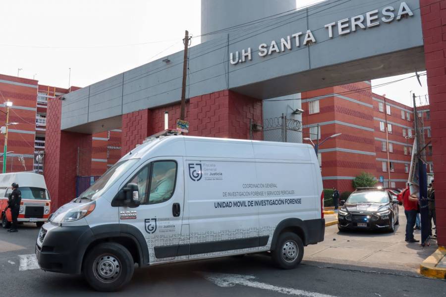 Balacera en unidad habitacional de Iztapalapa deja un muerto y un policía herido