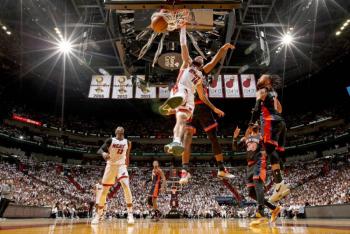 NBA Playoffs: Knicks alarga la serie a un juego m&aacute;s