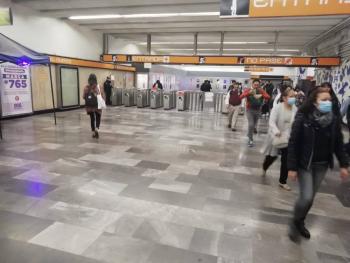 Historias en el Metro: A tu consideraci&oacute;n
