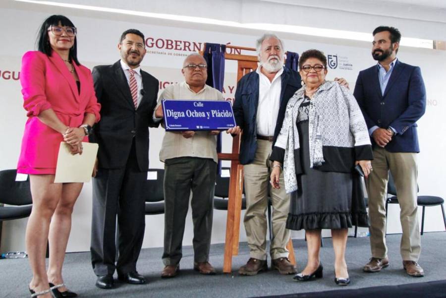 Inauguran Calle Digna Ochoa frente a Fiscalía de la CDMX