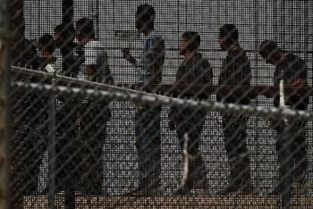 EEUU registra menos migrantes en su frontera tras fin del T&iacute;tulo 42