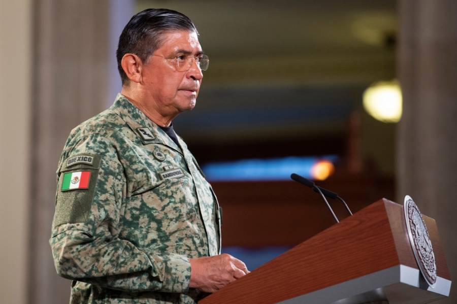 Sandoval dice que compró departamento a contratista de la Sedena por 9 mdp