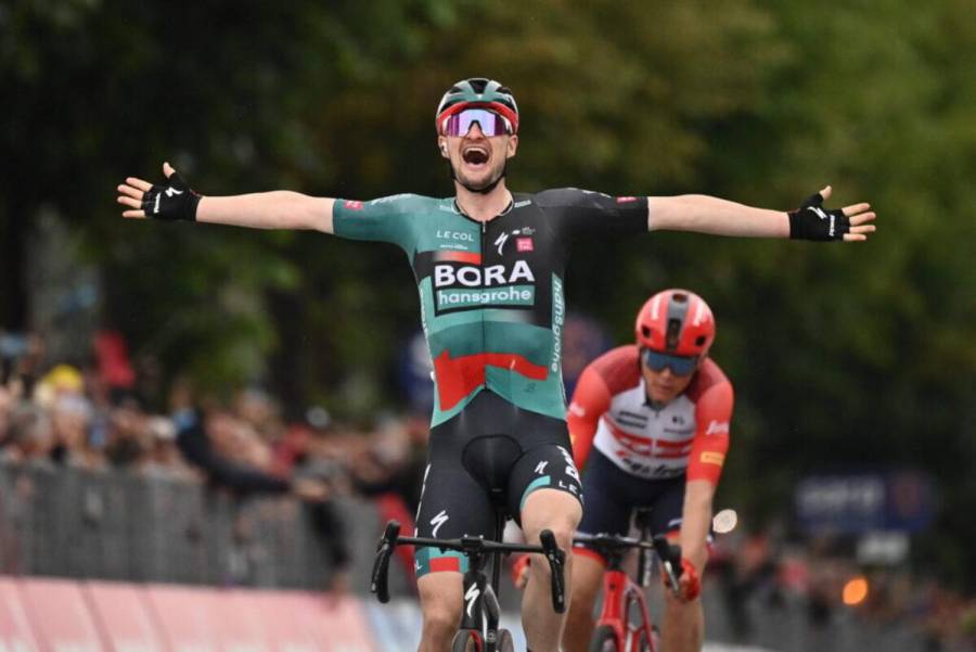 Nico Denz vence en una duodécima etapa para la fuga