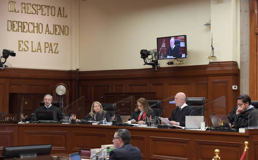 Declaratoria de seguridad nacional en obras públicas, para defender al pueblo: AMLO