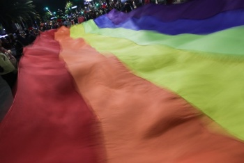 Emiten advertencia de viaje a Florida luego de aprobaci&oacute;n de leyes anti LGBTQ