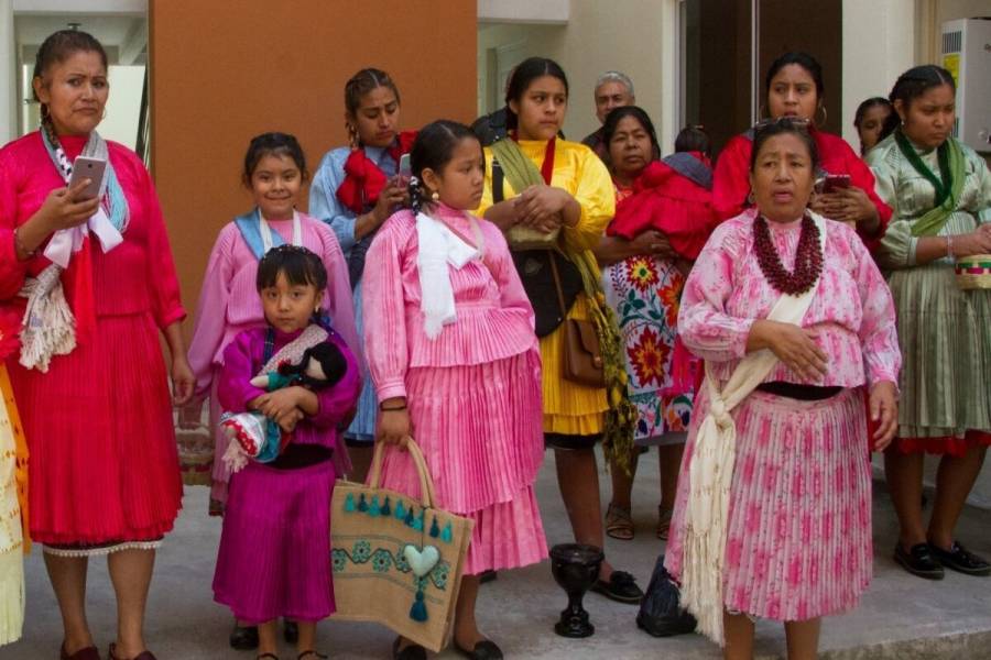 CDMX reconoce a pueblos originarios y comunidades indígenas oaxaqueñas