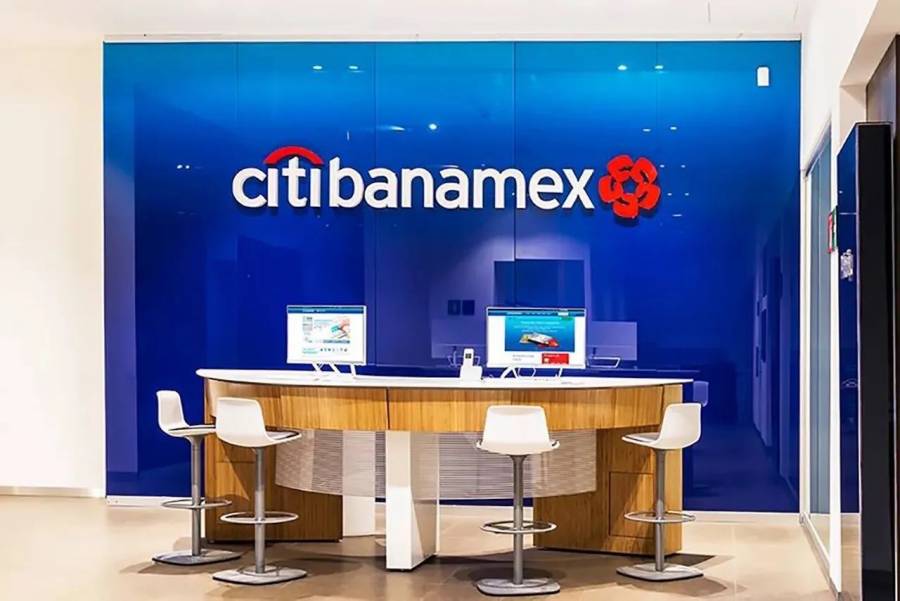 Elogian banqueros anuncio de OPI de Banamex