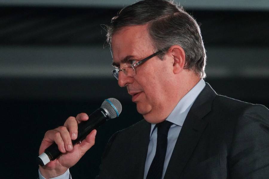 Partido Verde arropa a Marcelo Ebrard como aspirante presidencial