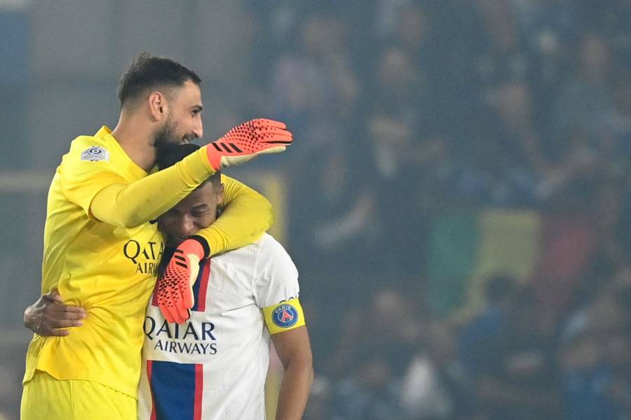 El portero español del PSG Sergio Rico 