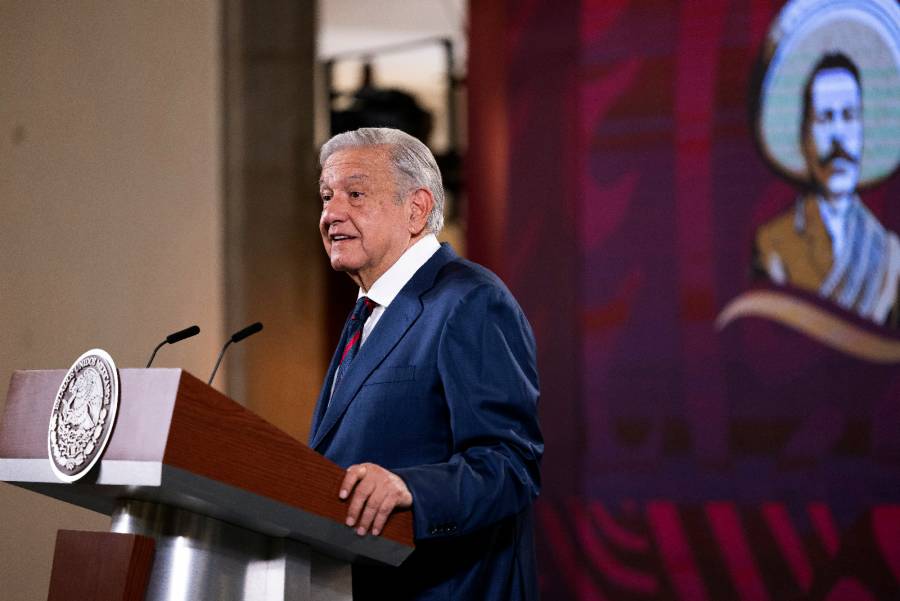 AMLO anuncia convenio con empresa estadounidense de energías limpias