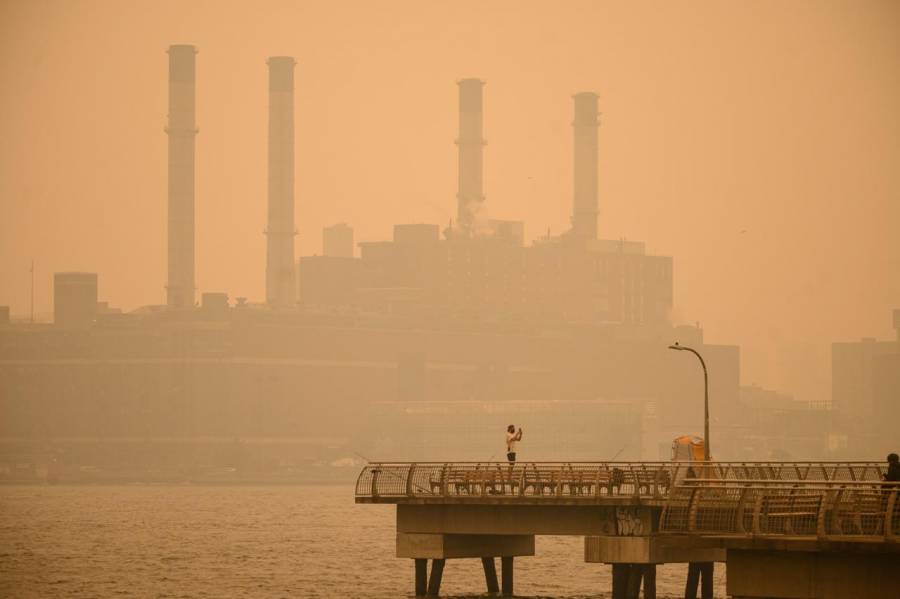 Incendios en Canadá provocan suspensión de partidos de fútbol y béisbol en EEUU