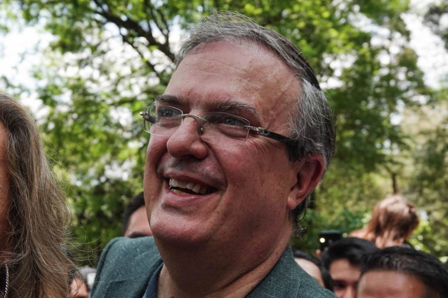 Marcelo Ebrard presenta su renuncia como titular de la SRE
