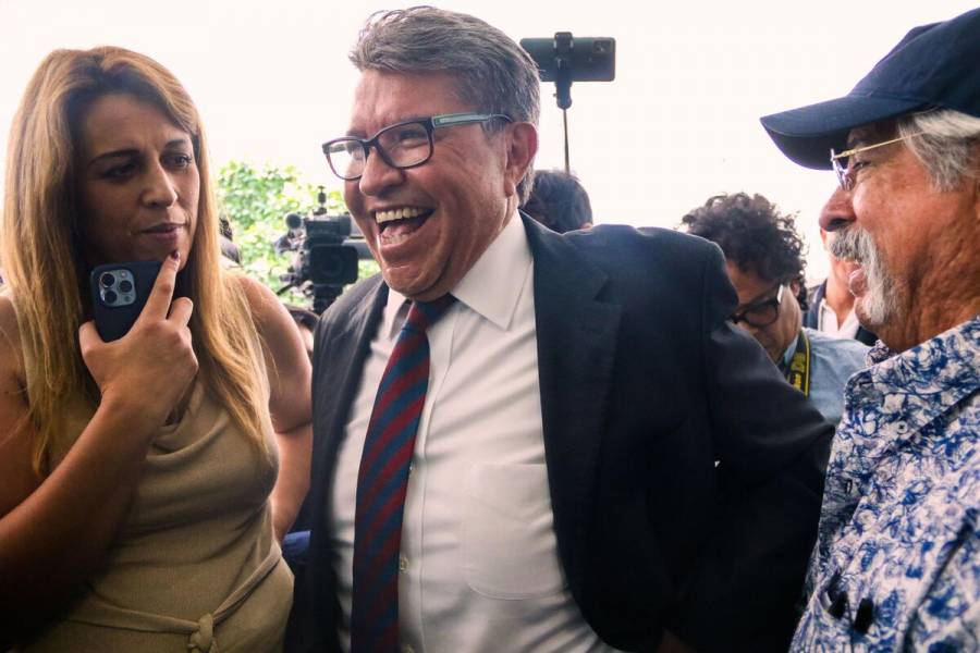 Ricardo Monreal pide licencia como senador de Morena rumbo a 2024