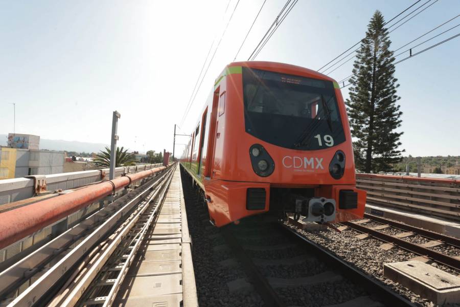 Realizan pruebas en tramo elevado de la Línea 12 del Metro