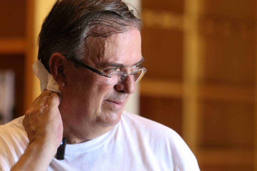 Marcelo Ebrard se postula para la candidatura presidencial de Morena