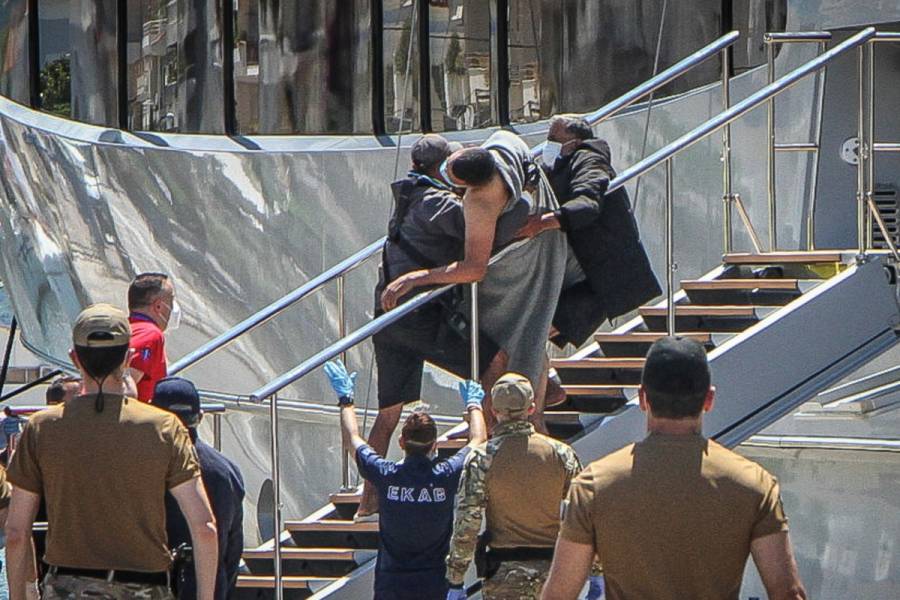 Grecia busca supervivientes de naufragio que habría dejado 