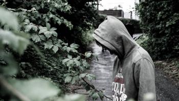 Destapan red de sextorsi&oacute;n tras suicidio de adolescente en EEUU