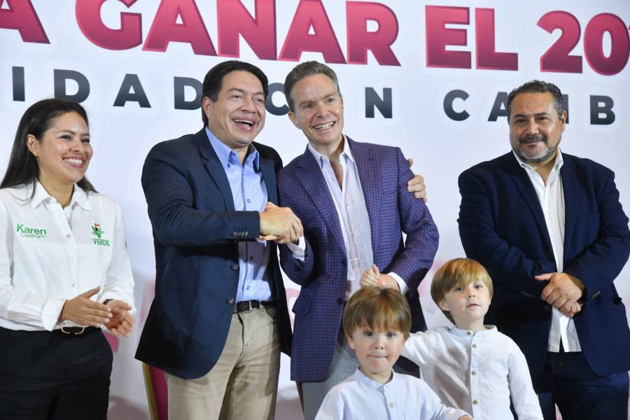 Manuel Velasco se registra como aspirante a la candidatura presidencial de Morena