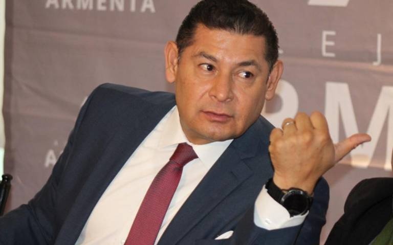 Armenta reduce a tres los posibles aspirantes morenistas a la gubernatura de Puebla; se dice a la cabeza