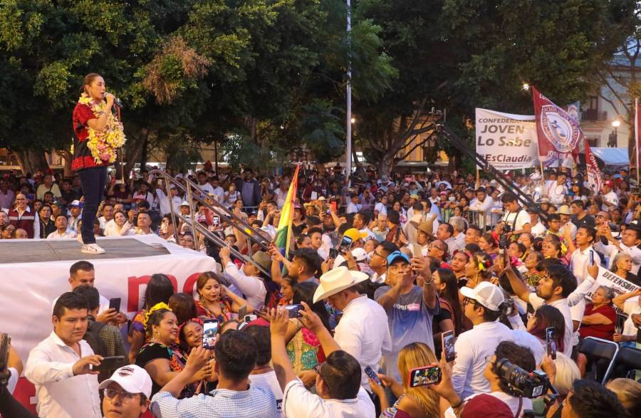 Claudia Sheinbaum rechaza debates y destaca diferencias con Marcelo Ebrard en su gira por Tlaxcala