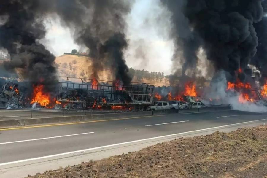 Exregidora de Guadalajara, una de las víctimas en accidente carretero en Jalisco