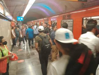 HISTORIAS EN EL METRO PARE DE FALLAR