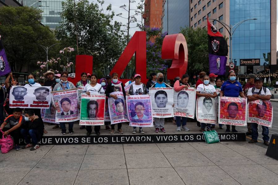 Encarcelan a ocho militares por desaparición de estudiantes de Ayotzinapa
