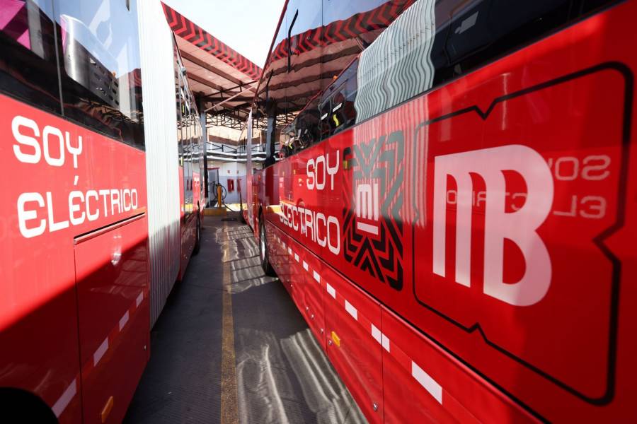 Trágico suceso a bordo del Metrobús: hombre fallece repentinamente en pleno viaje