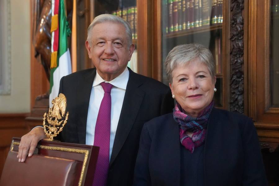 López Obrador se reúne con nueva canciller Alicia Bárcena
