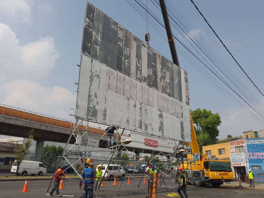 Retira INVEA espectaculares irregulares en Benito Juárez y Venustiano Carranza