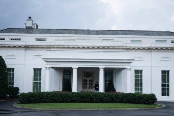 La Casa Blanca intenta aplacar la pol&eacute;mica sobre hallazgo de coca&iacute;na