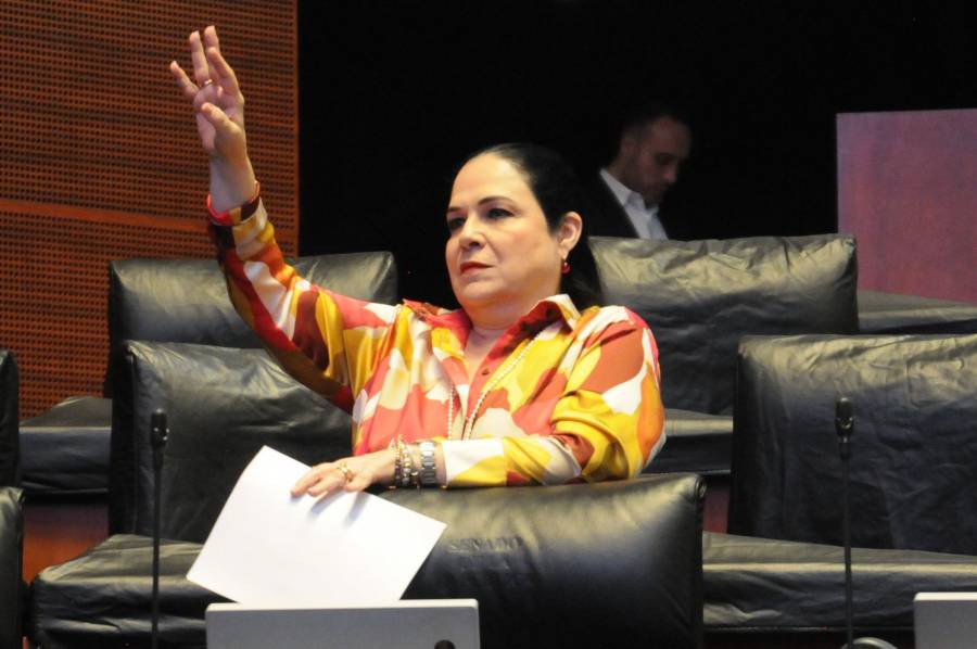 Mónica Fernández buscará la gubernatura de Tabasco