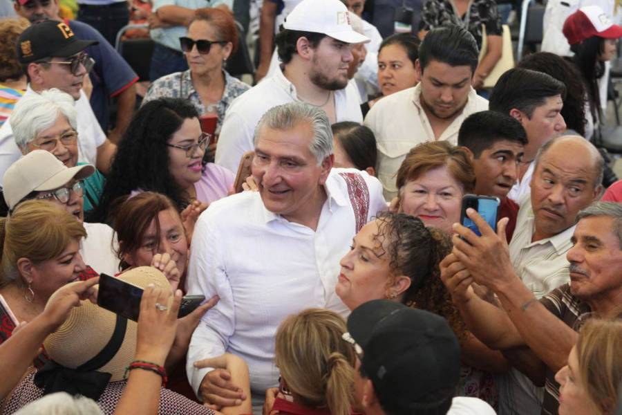 Adán Augusto López: la 4T se ha construido sobre las “Suela de los zapatos, con el Sudor de la frente y con la Saliva que representa cumplir la palabra”.