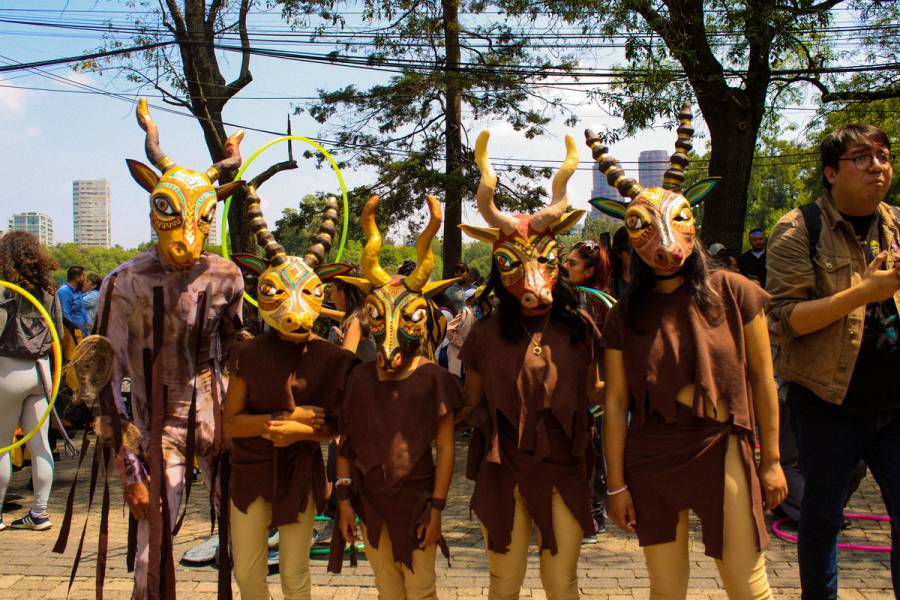Zoológico de Chapultepec celebra 100 años con espectacular desfile