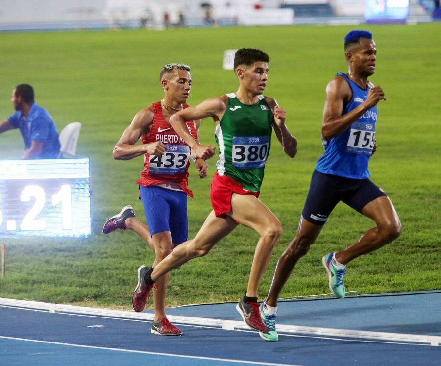 Atletismo mexicano consigue dos platas y un bronce en tercera jornada en San Salvador 2023