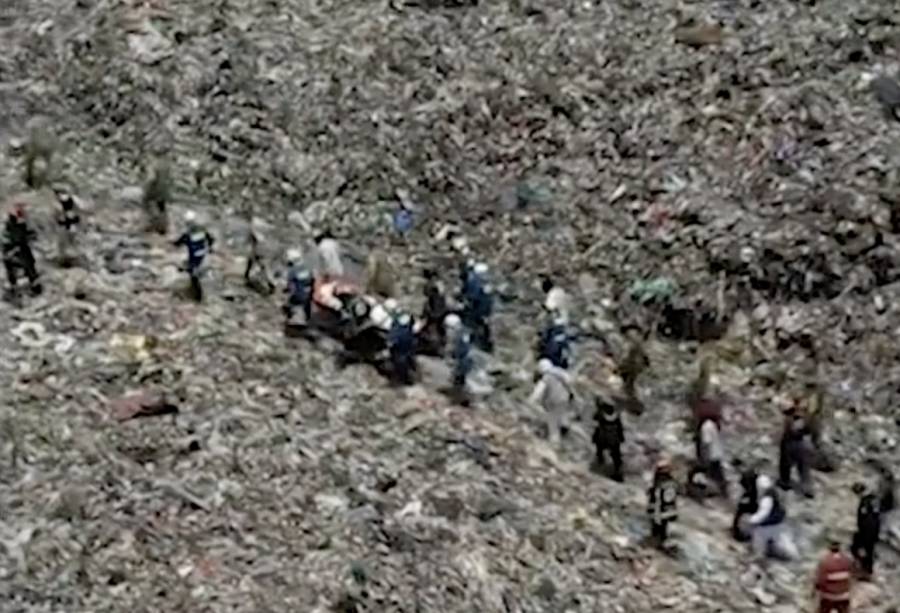 Localizan cuerpo de un trabajador desaparecido por derrumbe en basurero de Naucalpan