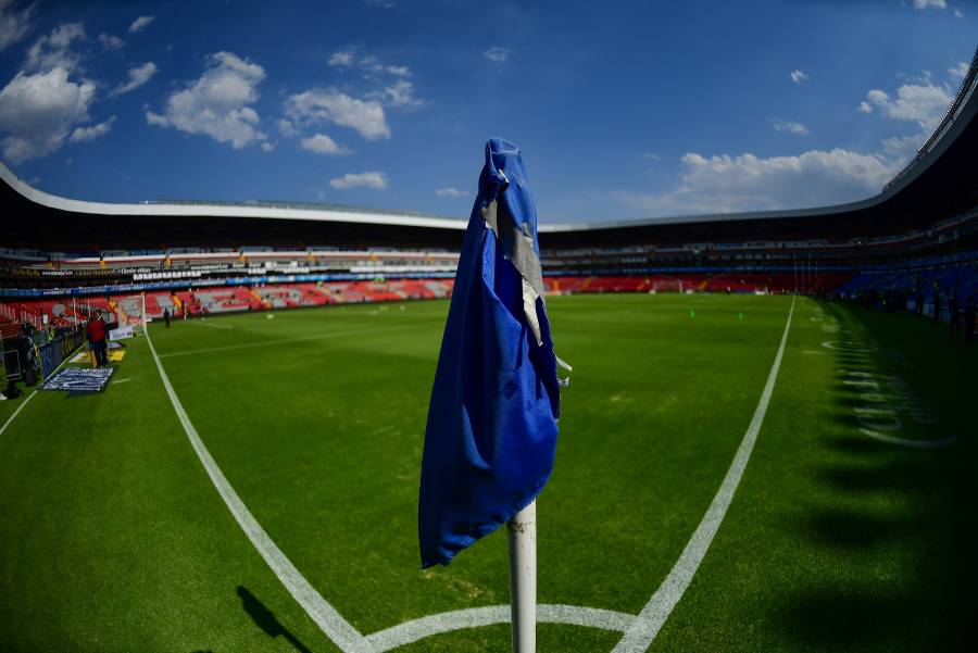 Posponen el Querétaro vs América por mal estado del campo de La Corregidora