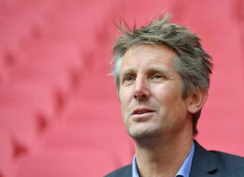 Edwin Van der Sar, en cuidados intensivos tras hemorragia cerebral