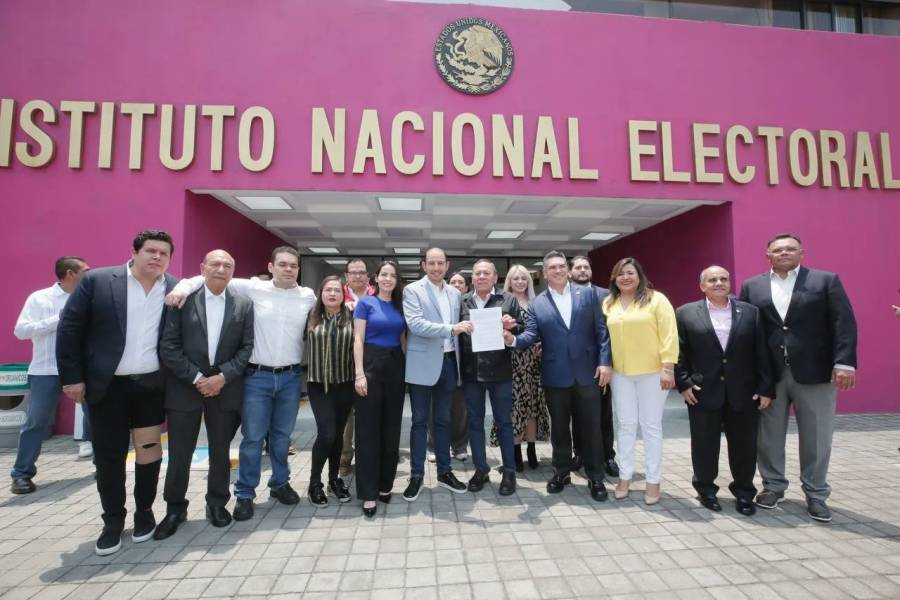 Formalizan PAN, PRI y PRD ante el INE el Frente Amplio por México