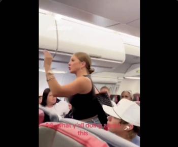Testigo confirma avistamiento de pasajero “no real” en vuelo de American Airlines