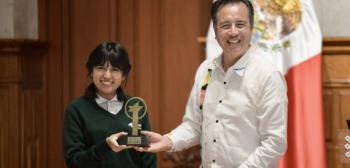 Reconoce Gobierno a ganadora del National Student Prize 2023