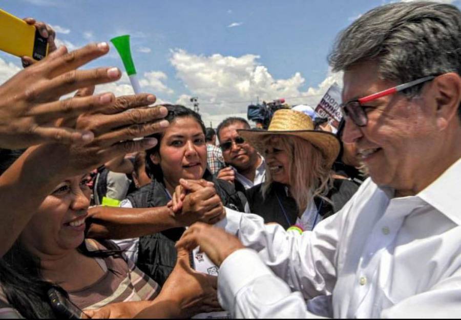 Ricardo Monreal cuestiona contratos millonarios de Xóchitl Gálvez y exhorta a la unidad en Morena