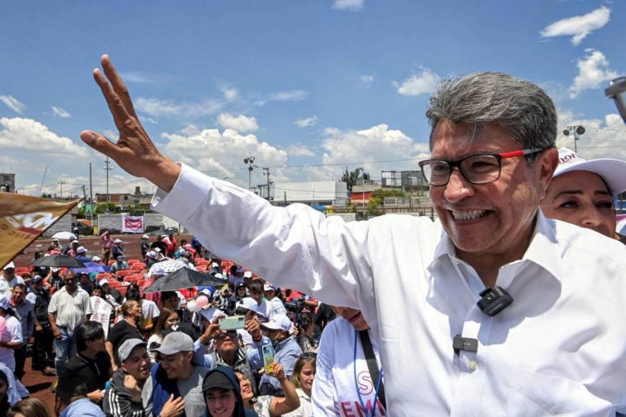 Ricardo Monreal señaló que los empresarios que se involucran en política deben rendir cuentas